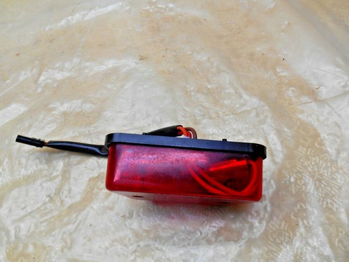 T1042 1994 94 POLARIS SPORTSMAN 400 TAIL LIGHT - Picture 5 of 5