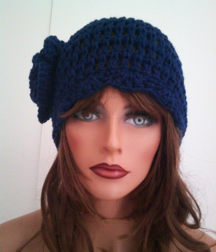 SOFT NAVY-BLUE FLOWER BEANIE CAP HAT HAND CROCHET BERET SKULL CAP CLOCHE - Picture 2 of 6