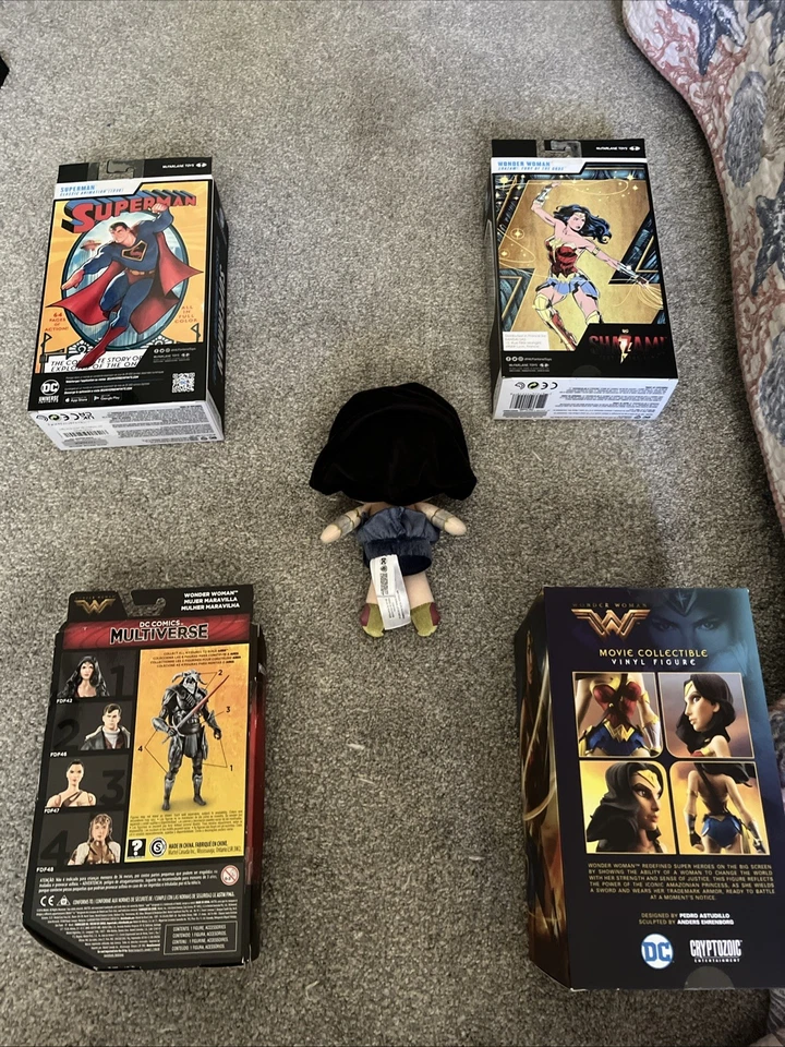 LOTE de figuras de acción DC Superman/Wonder Woman Foto 3 de 4