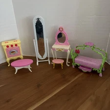 Barbie Disney Princess Mixed Castle Dollhouse Furniture Table & Chairs Lot