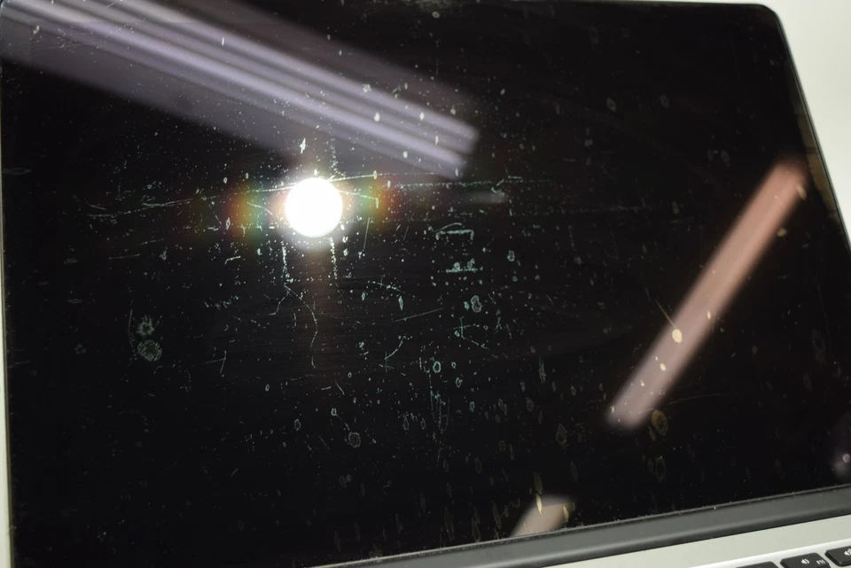 Apple MacBook Pro Retina 15-inch (Mid 2014) i7-2.5GHz/16GB/512SSD *Desc* - Image 3 of 4