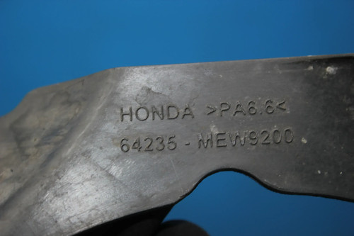 Schroeven houder veren bouten hardware kleine onderdelen Honda NT 700 V 2012 - Afbeelding 8 van 11