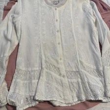 Raiment Fashions Inc White Long Sleeve Button Front Blouse Top Size S