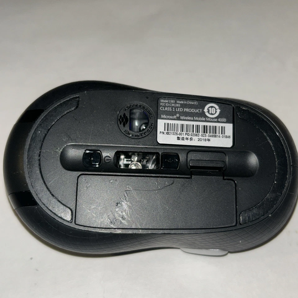Microsoft Wireless Mobile Mouse Bluetrack 4000 Model 1383 no dongle.  - Image 4 of 4