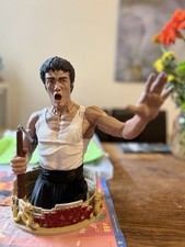 Bruce Lee 1/4 Scale Bust Hand painted Fan Made
