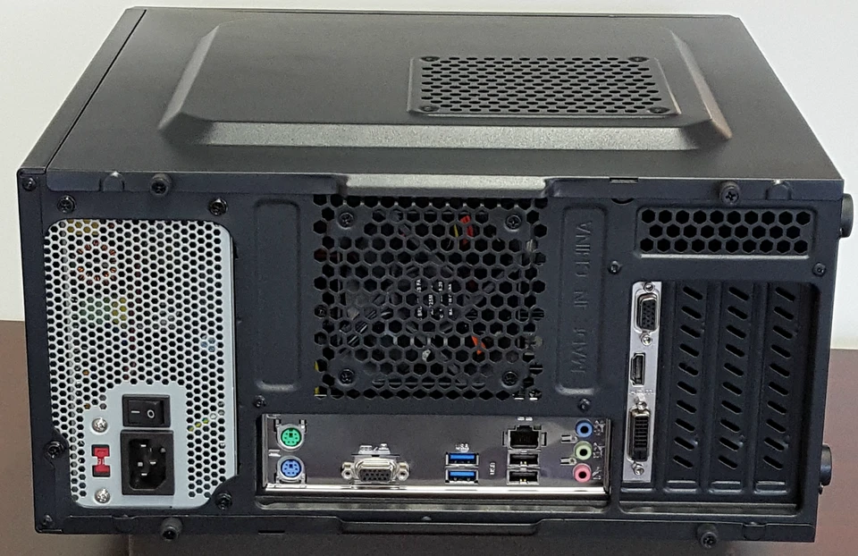 NEW Windows XP Retro Gaming PC Tower - i7-4770k, 256GB SSD, GTX 750Ti, 4GB Ram - Image 2 of 4