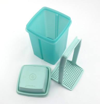 Tupperware Pick A Deli Container 8.5 cup 2L container lift up strainer Teal Teal