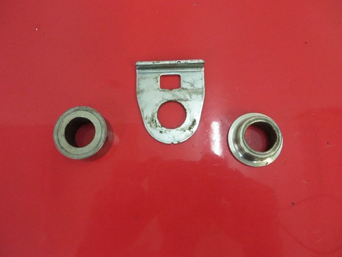 SUZUKI GSF600 Bandit Distanzen Hinterachse Achse hinten gebraucht