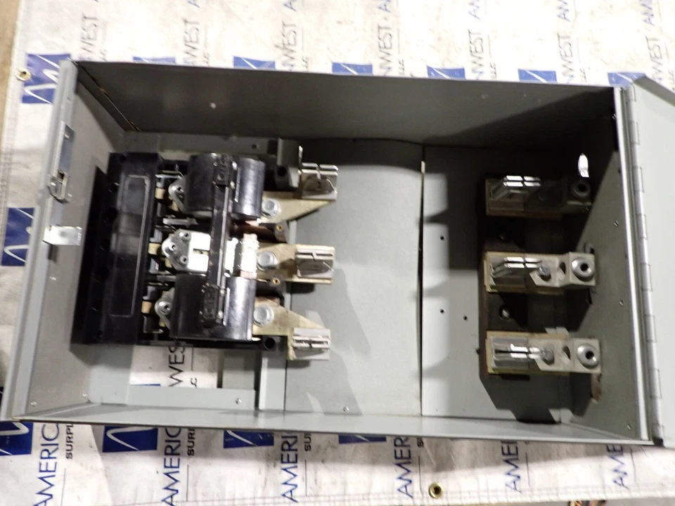 Nuevo interruptor de montaje en panel fusible Continental excedente FQV355 400 amp 600v 3P Foto 3 de 4