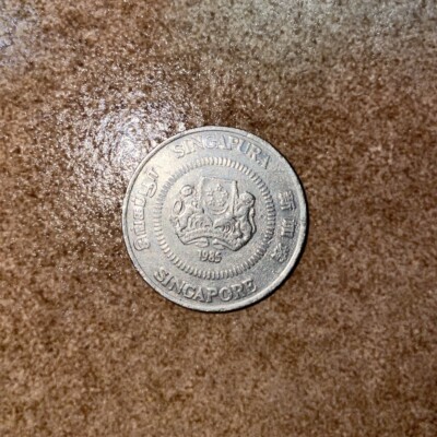 1985 Singapore Fifty / 50 Cents Coin