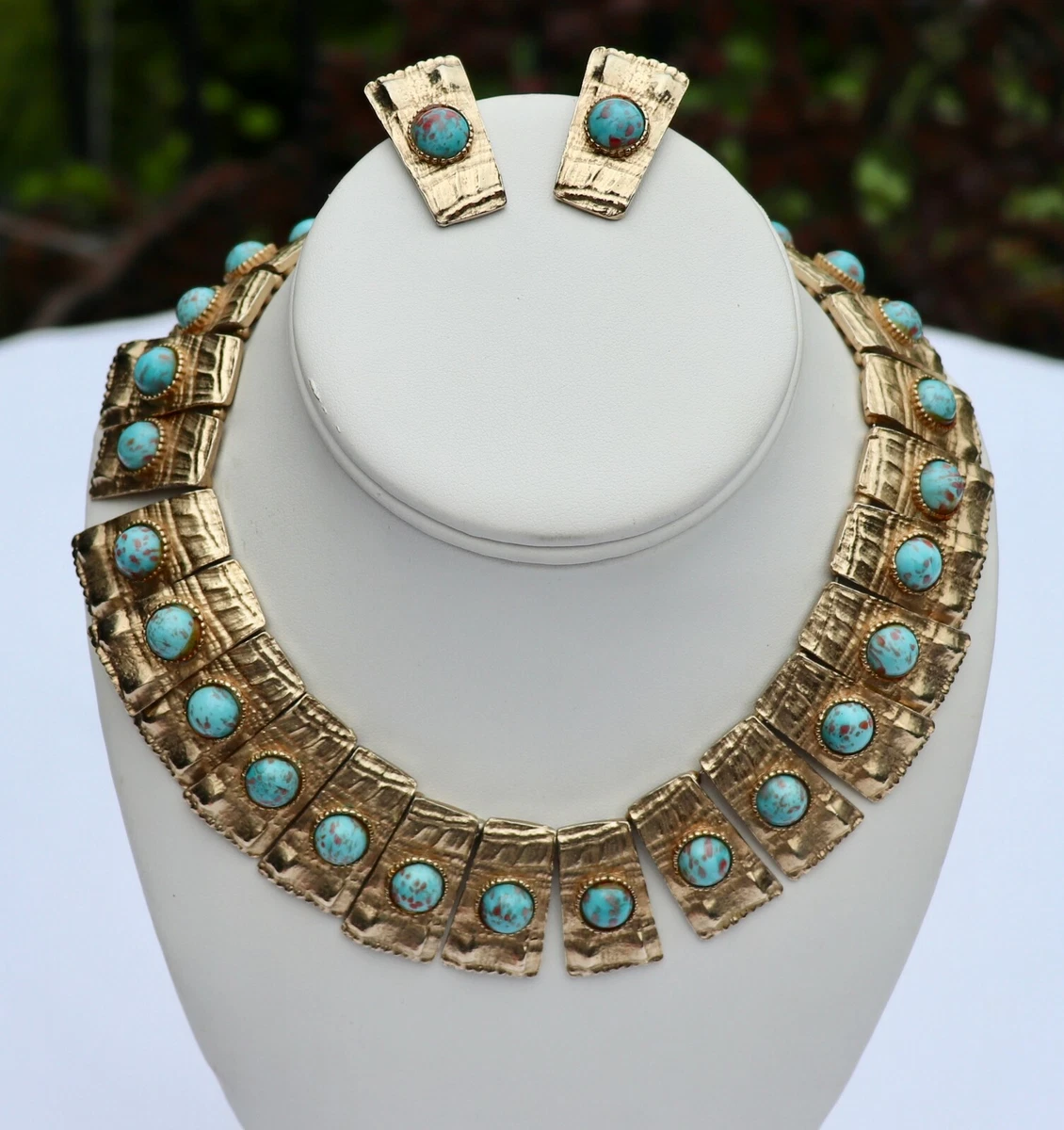 VINTAGE REINAD EGYPTIAN REVIVAL NECKLACE CHOCKER AND CLIP EARRINGS SET