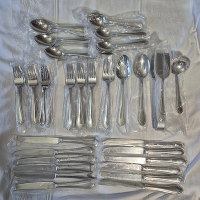 REED & BARTON BEADED FLATWARE IN TRADITION TANGLEWOOD PATTERN 65pc NEW SEALED