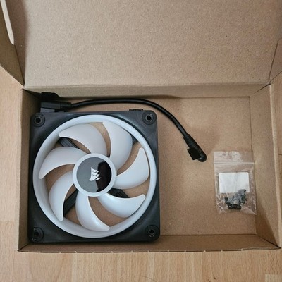 CORSAIR iCUE LINK QX120 RGB 120mm Gehäuselüfter - Schwarz (1er Pack)