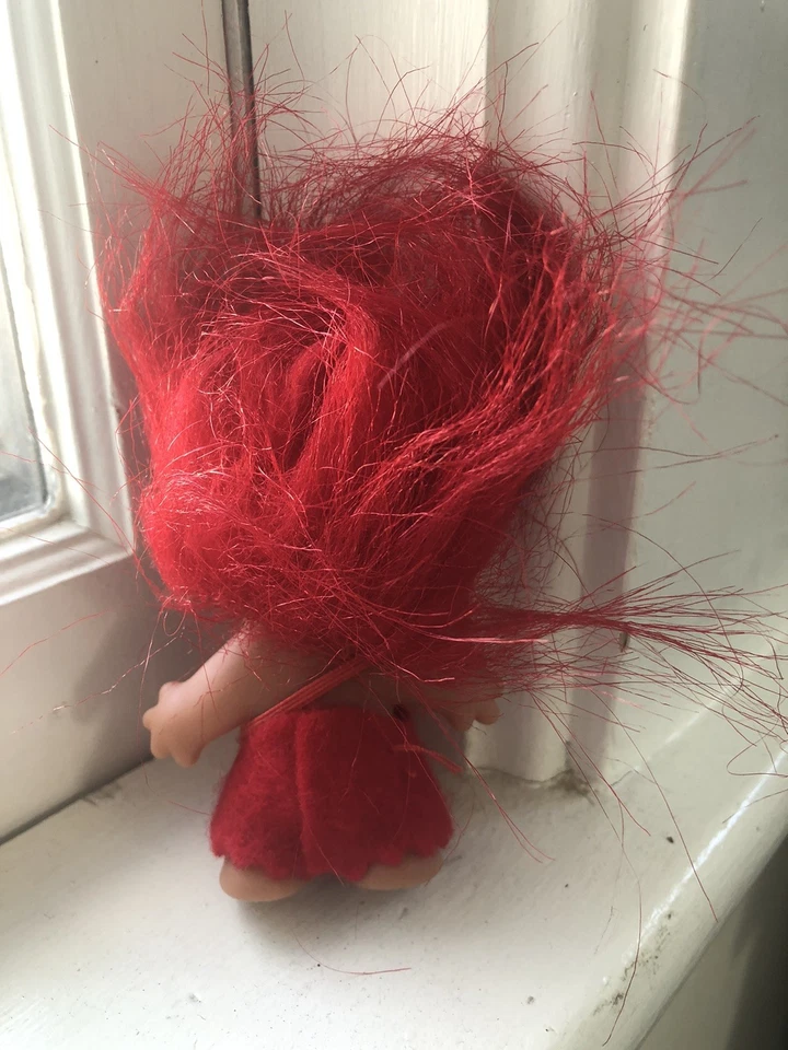 2005 GOOD LUCK MESSENGER TROLL - 3" DAM Troll - New in Box - RED dress & bag - Image 2 of 4