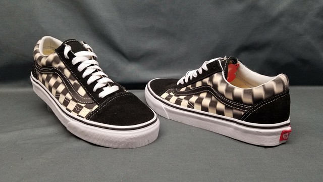 vans x snoopy old skool