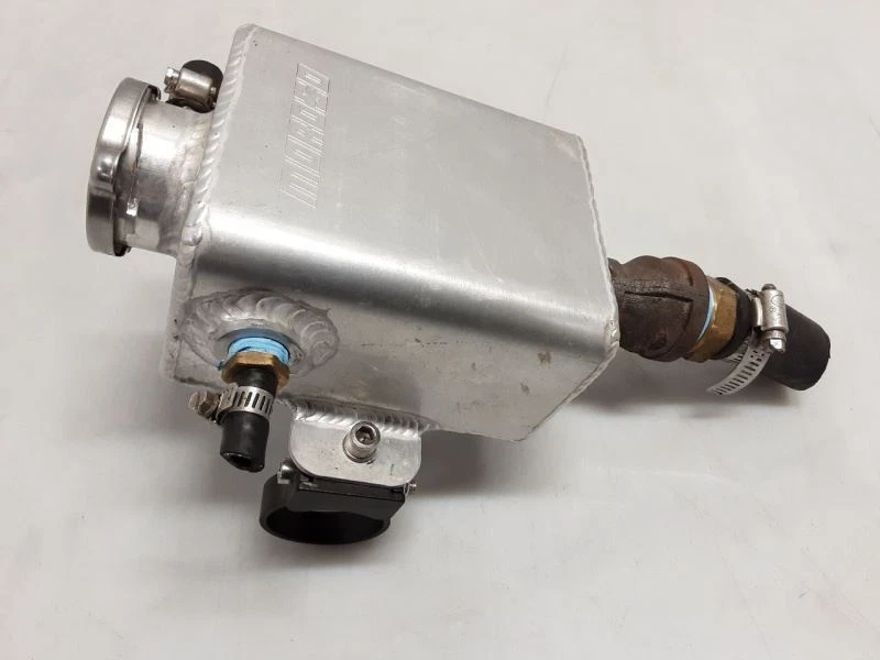 Универсальный бак охлаждающей жидкости Polaris RZR Moroso 63766 104862 - Изображение 4 из 4