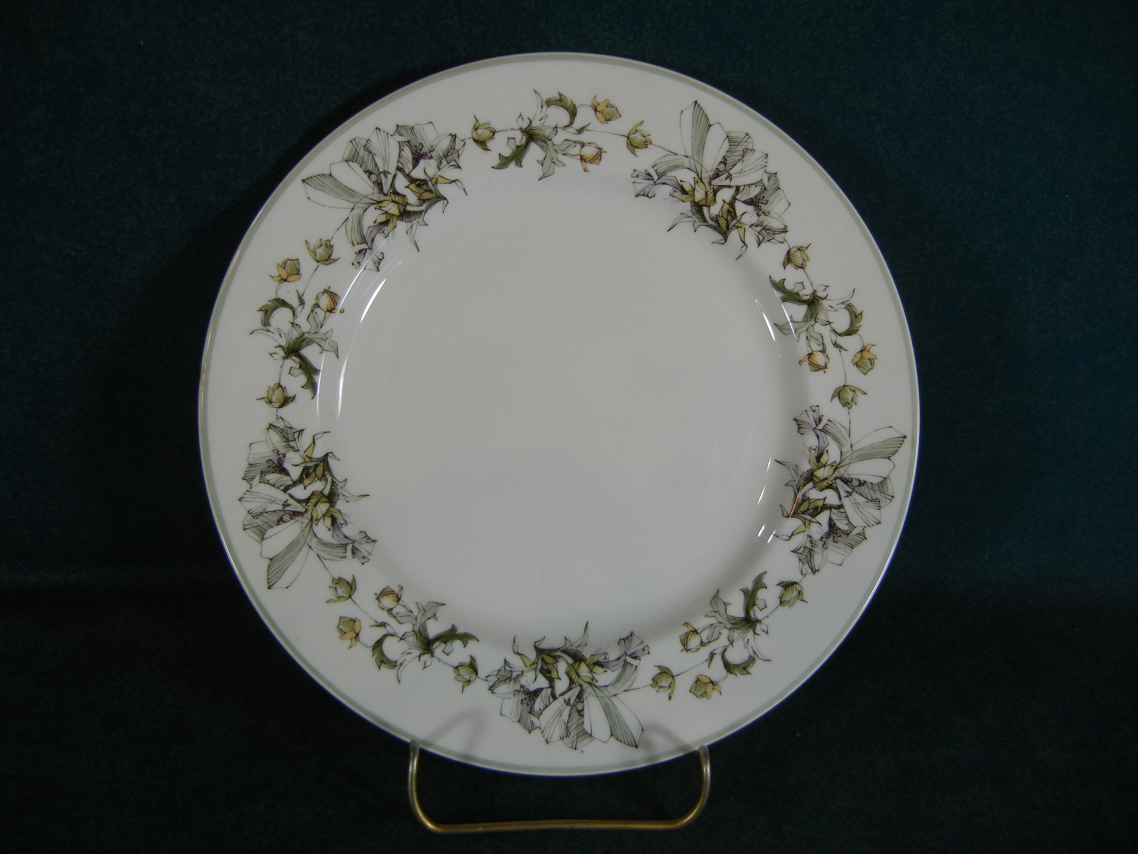Spode Summerfield Y8103 Salad Plate(s)