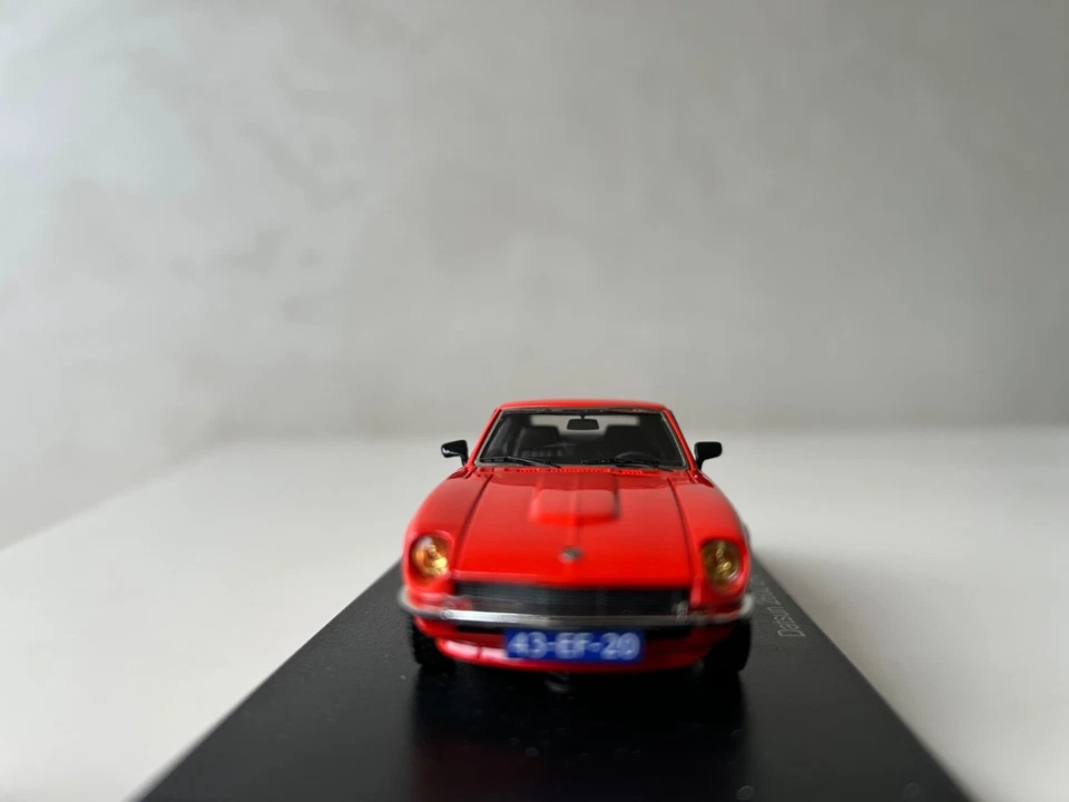 Neo Scale Models Datsun 260Z 2+2 1975 1:43 Foto 4 de 4