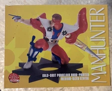 DC DIRECT MANHUNTER STATUE Ltd Edition #683/900 Simonson & Paquet