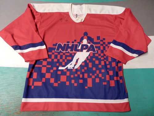 NEU Neu mit Etikett Authentic NHLPA NHL Hockey Trikot Bauer Herren 52 Fight Strap handsigniert