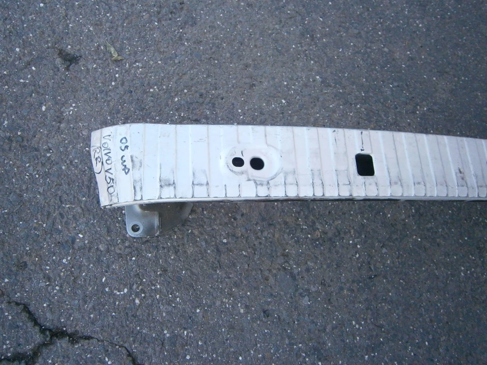 dp51141 Volvo V50 2005 2006 2007 2009 2010 rear bumper reinforcement impact bar - Image 3 of 4