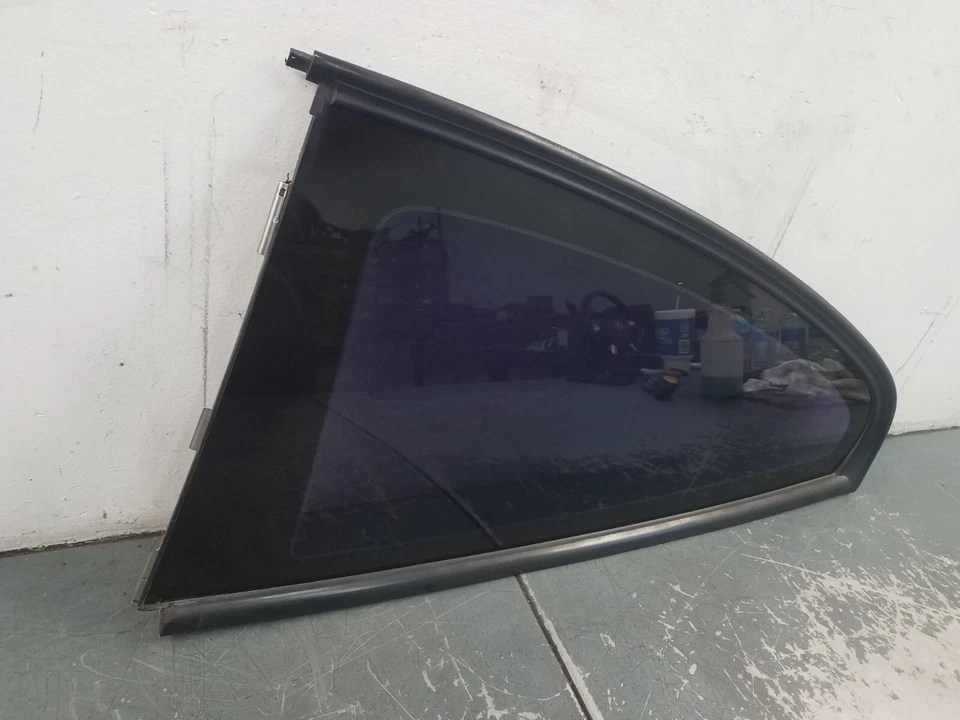 Pontiac GTO 2005 lado izquierdo del conductor cuarto de vidrio #2371 S1 Foto 4 de 4