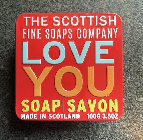 The Scottish Fine Soaps Co LOVE YOU Seife in einer Dose Seetangduft 3,5 Oz. Reise - Bild 1 von 9