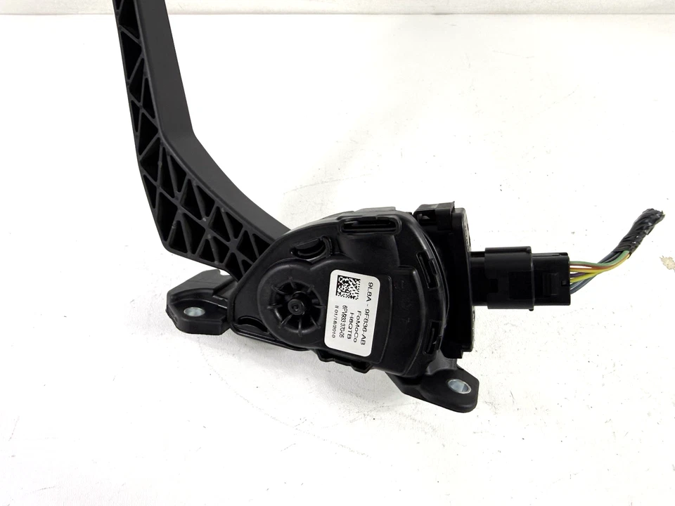 Conjunto de pedal de gasolina acelerador Ford Escape Mariner 2008-2012 OEM 9L8A-9F836-AB Foto 4 de 4