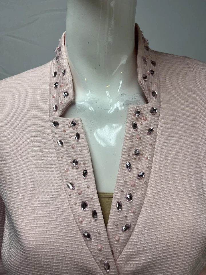 Traje Blazer y Falda Tahari Para Mujer 12 Rosa Claro Adornado Perlas Texturizadas Foto 4 de 4