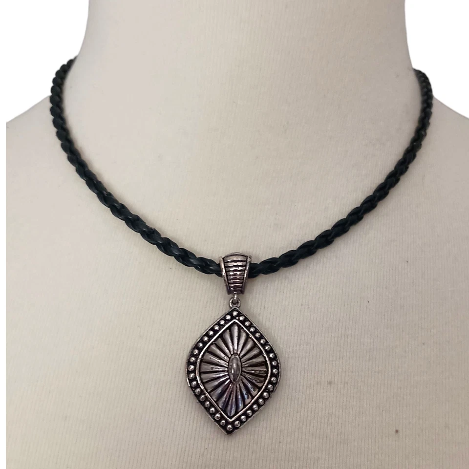 Y2K Corded Antiqued Silver Pendant Necklace Bohemian Hippie Indie Tone Boho Chic - Image 3 of 4