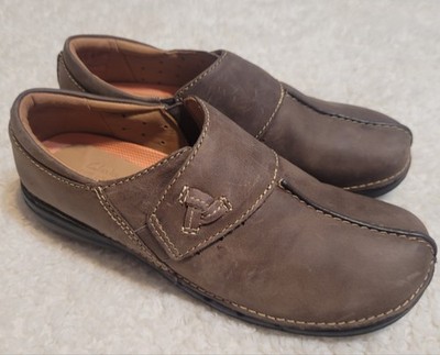 NWOT Clarks Un Loop Ave Women's Slip-On Brown Leather Comfort Shoe Women's 6.5M