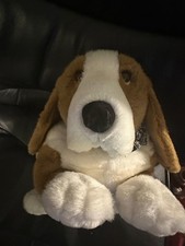 Dakin Huggables Plush Realistic Basset Hound Puppy Dog 17"