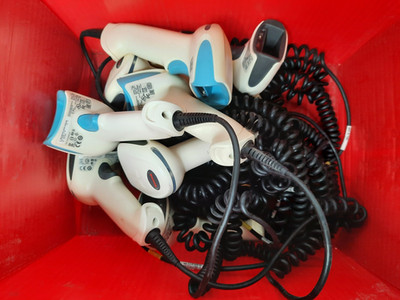 Lot of 8 Honeywell Xenon 1900 Barcode Scanner 1900HHD-5-INT and 1900HHD-0