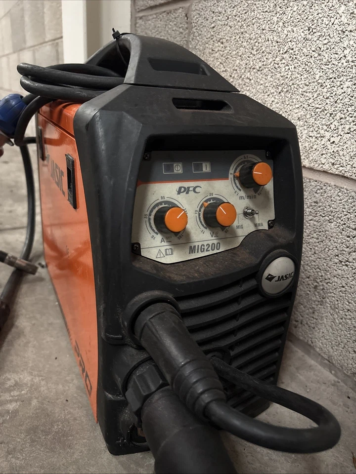 Jasic MIG 200 Multi Process Compact Welder - Image 2 of 4