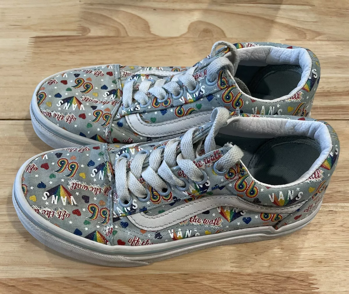 Girls on sale grey vans