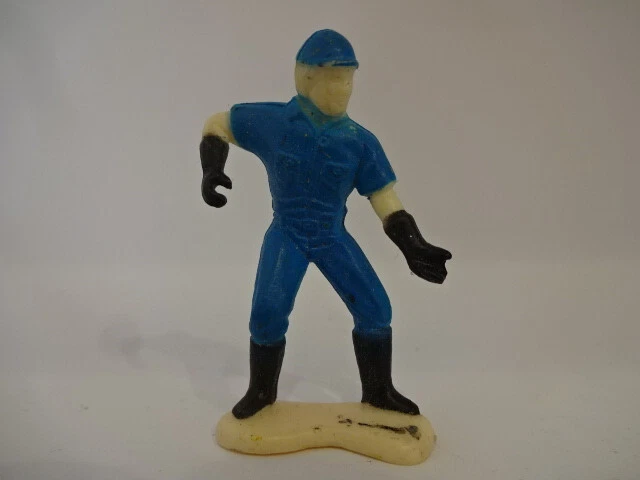 Sammelfigur / Arbeiter mit blauen Anzug - 50 mm