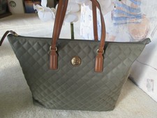 tommy hilfiger quilted bag