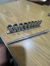 Craftsman 1/4 Drive metric socket set and 6”extension