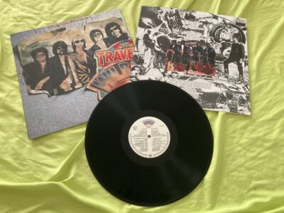 1 x LP - Traveling Wilburys - Volume One Bob Dylan, George Harrison, Roy Orbison