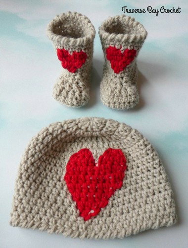 Newborn Baby Heart Hat Bootie Pattern Set PATTERN ONLY  - Imagen 1 de 6