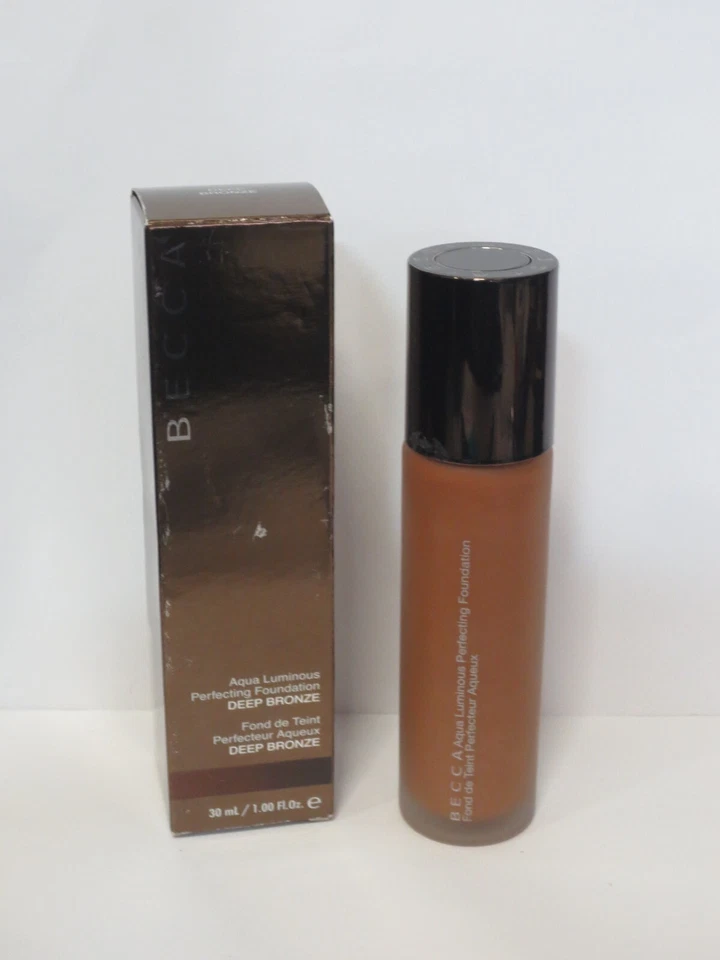BECCA AQU LUMINOUS PERFECTING FOUNDATION DEEP BRONZE 1 OZ BOXED DETAILS (LOT 2) - Image 2 of 4