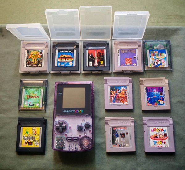 Nintendo Game Boy Color Consola Portátil - Atomic Purple
