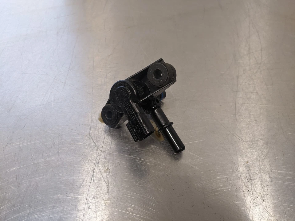 EVAP Purge Valve For 16-19 Ford Police Interceptor Utility  3.7  Explorer - Image 2 of 4