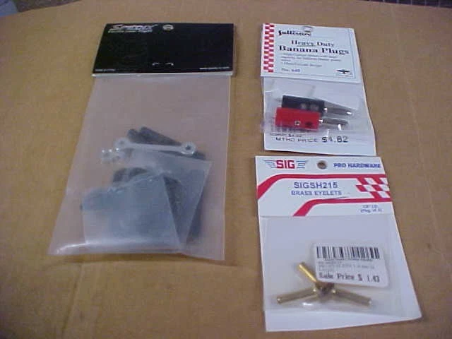 ASSORTED RADIO CONTROL PARTS LOT -= 'S' MANUFACTURERS: SPEKTRUM, SCHAEFER (NEW) - Image 2 of 4
