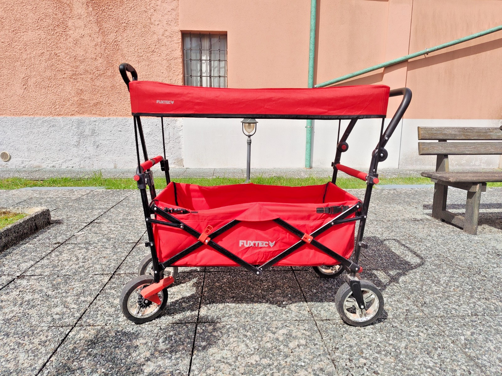 Carrello pieghevole FUXTEC rosso con tettuccio - Doppia maniglia