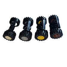 Lego  8 x kleine Räder& 4 Achsen schwarz, Felgen je 2 in weiß, grau, gelb, braun