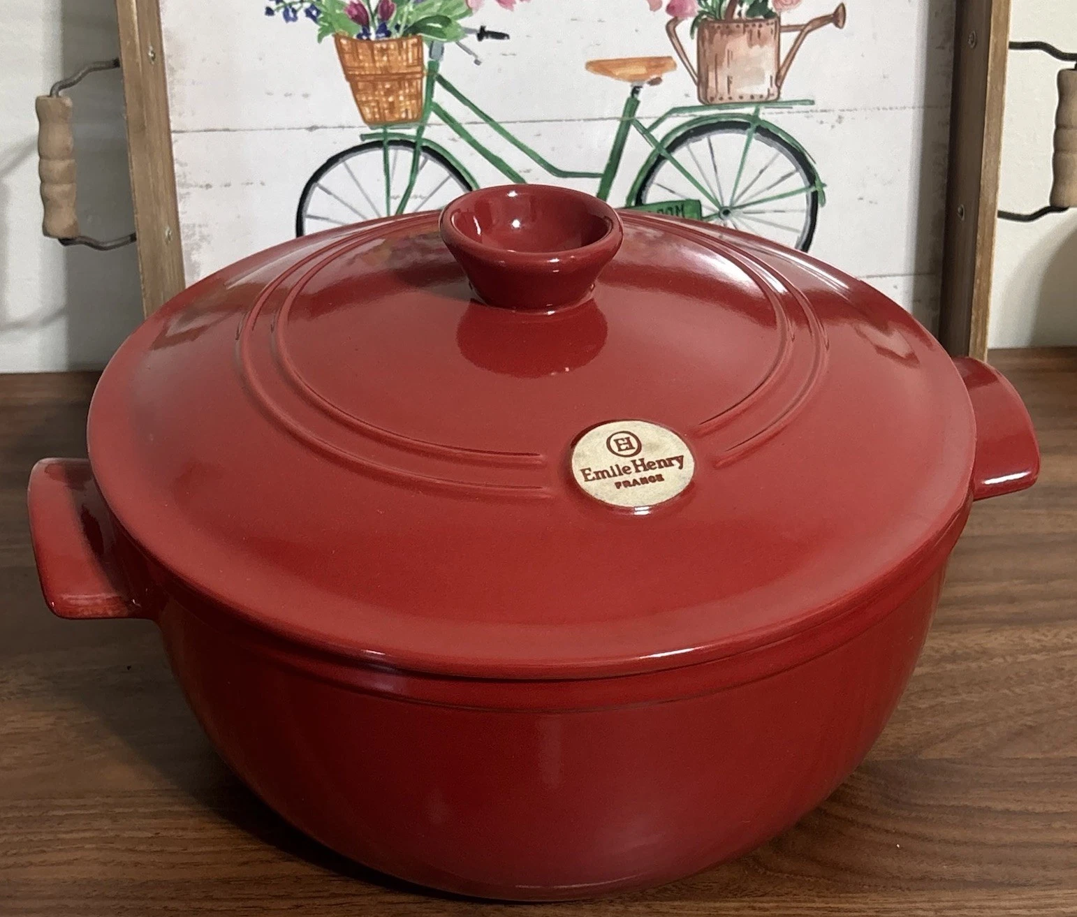 Emile Henry Flame Ceramic 4.2 qt Cocotte Stew Pot Round Dutch Oven Baker Red