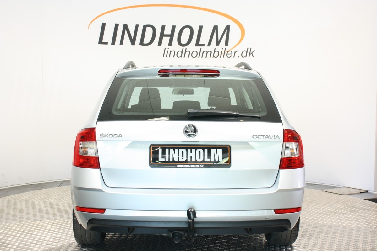 Skoda Octavia 1,6 TDi 110 Ambition Combi