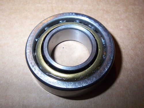 new NSK 7205BYG .975 ID x 2.052 OD BALL BEARING FLAW - Picture 2 of 3