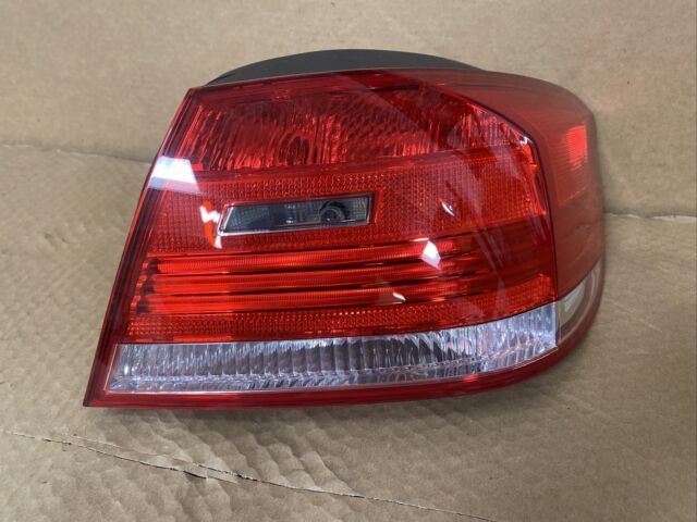 For BMW E93 328i Convertible Passenger Right Outer Taillight for Fender Genuine 
